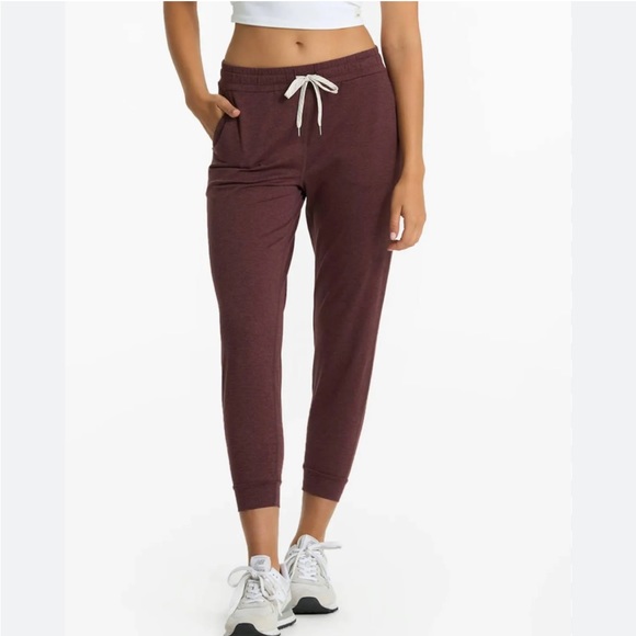 Vuori Pants - Vuori Performance Joggers Size Small EUC